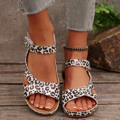 Kadınlar İçin Şık Kama Sandaletler Leopar Desenli Rahat Platform Yaz Ayakkabıları