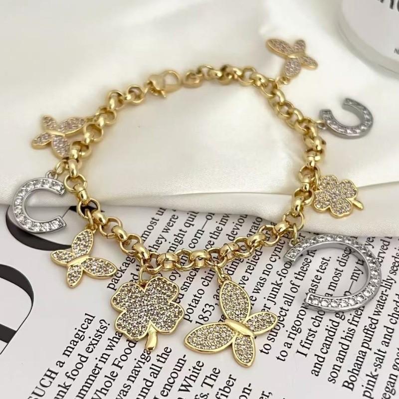 

Браслет-подвеска Бабочка-клевер с бриллиантами и покрытием из 18-каратного золота