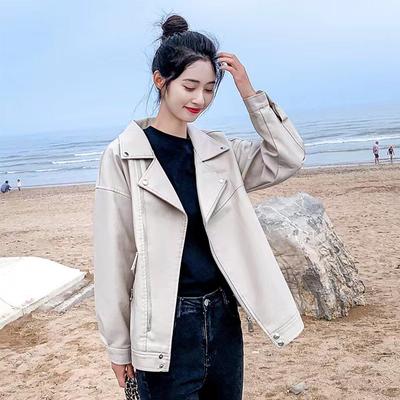 Chaqueta de cuero de estilo nuevo de otoño e invierno para mujer, estilo coreano, corta, de color sólido, de manga larga, con solapa, de cuero PU, informal para mujer.