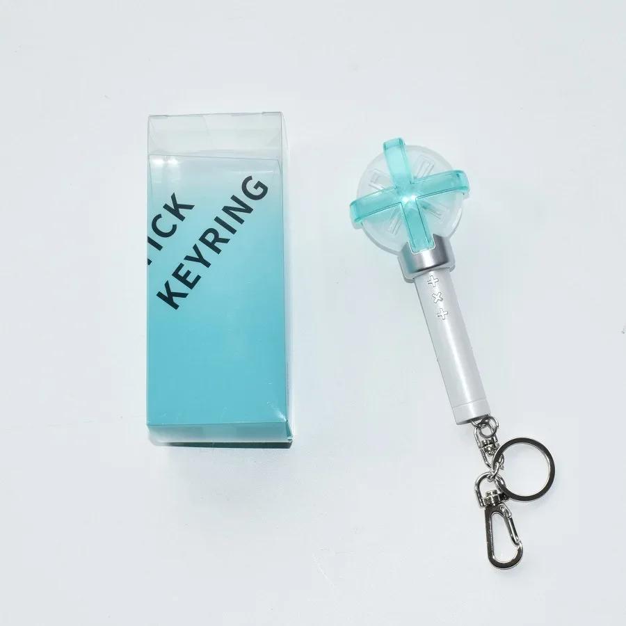

Latest TXT Mini Light Stick Keychains Ingenious Stretchable Lights Keyrings Bag Pendant Key Tings Fans Collections Gifts