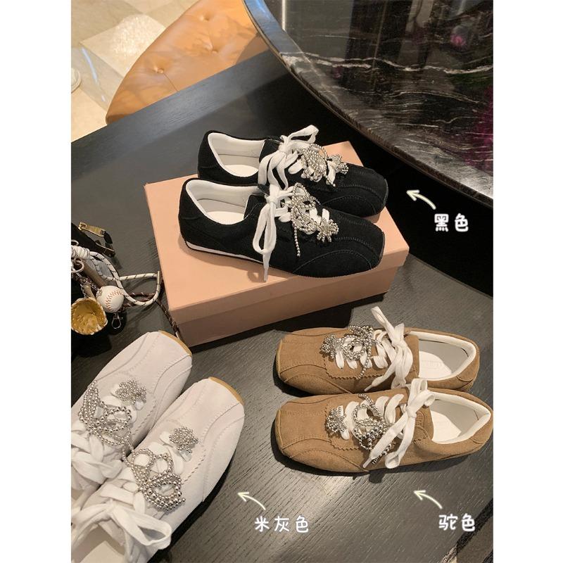 Cowhide version retro square head pearl bow shoes casual sports women