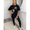 T-shirt da Donna Oversize a Manica Corta con Orsetto che Tiene una Rosa, Orsetto con Papillon in Tasca e Stampa Testo "LOVE"