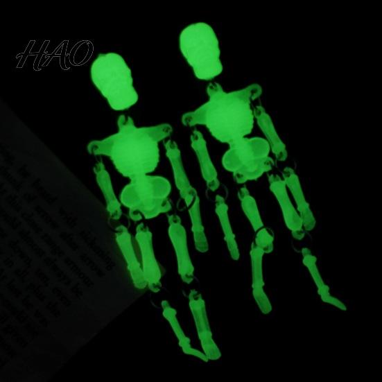 Halloween Skeleton Keychain Movable Joints Keychain, Glow-in-the-Dark Keyring for Decorative Halloween, Handbag Backpack Purse Charm Men Women Mini