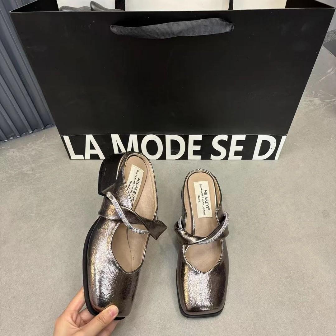 

Baotou half slippers women s outer wear French thick heel gentle evening sandals summer 2025 new sandals muller shoes 40