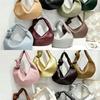 Handgewebte Horn-förmige Tragetasche Minimalistisch Geknotete Schulter-Crossbody-Tasche Gewebte Geldbörse Einfarbige Mittlere Größe