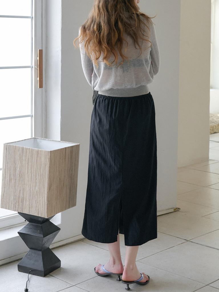 Elssibeui Shirred Waist Midi Skirt_Black