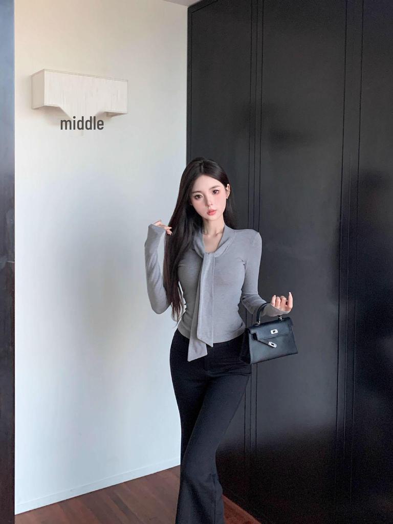 Women's V-Neck Lace-Up Long Sleeve Velvet T-Shirt: Pure Desire Style, Optional Thickness for Autumn/Winter