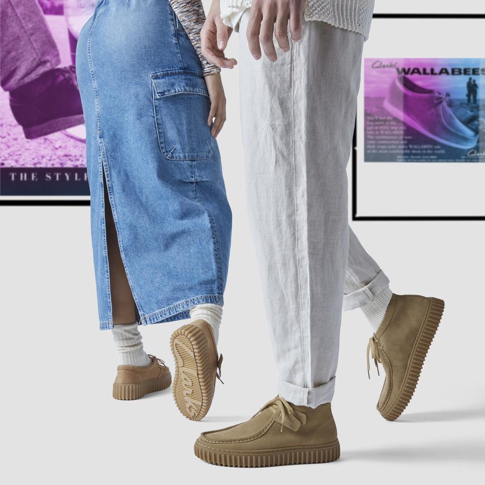 Clarks Two-Layer Cowhide Shock Absorbing Fashion Retro Trendy Comfortable Short Boots Men Boots Yellow 261736637