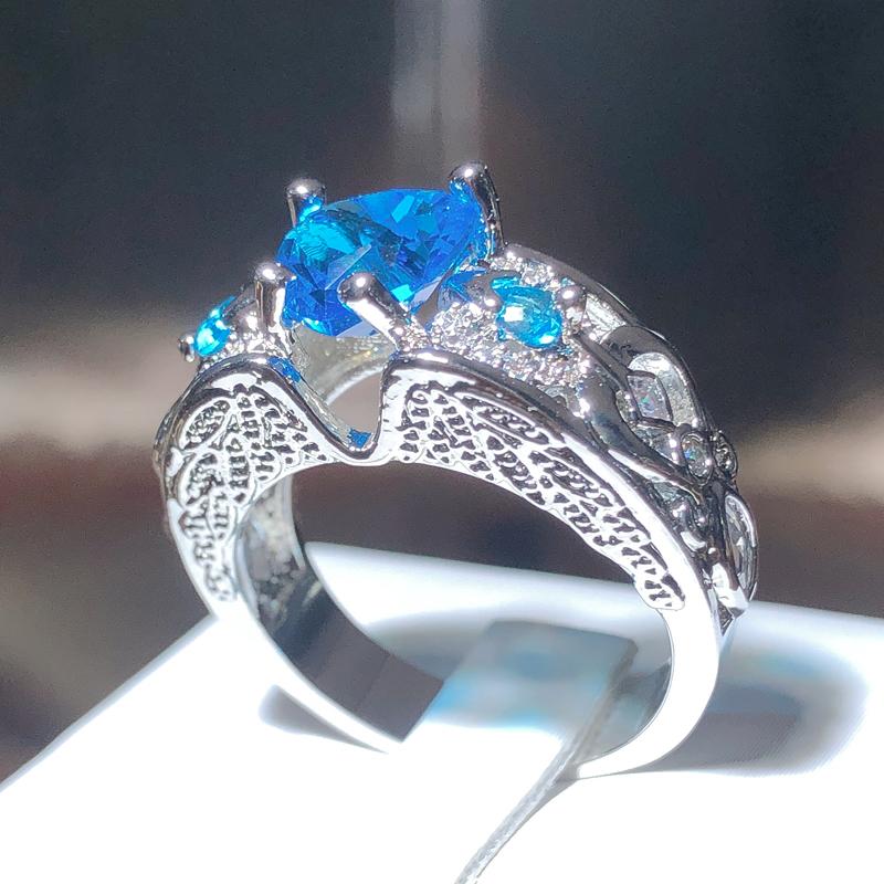 New Fashion Heart-shaped Blue Zirconia Ring Female 925 Stamp Hollow Geometric Jewelry Party Wedding Gift