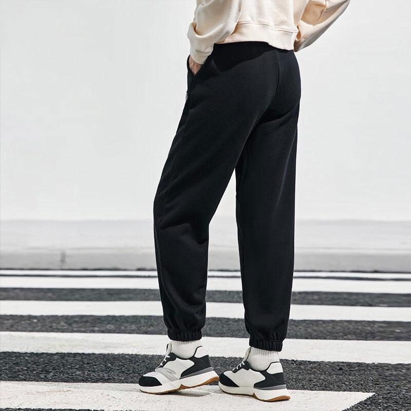 Anta Lifestyle Series Sports Culture Frisbee Alliance Letter Print Cuffed Knitted Pants Women pants Basic-Black 162338326-5