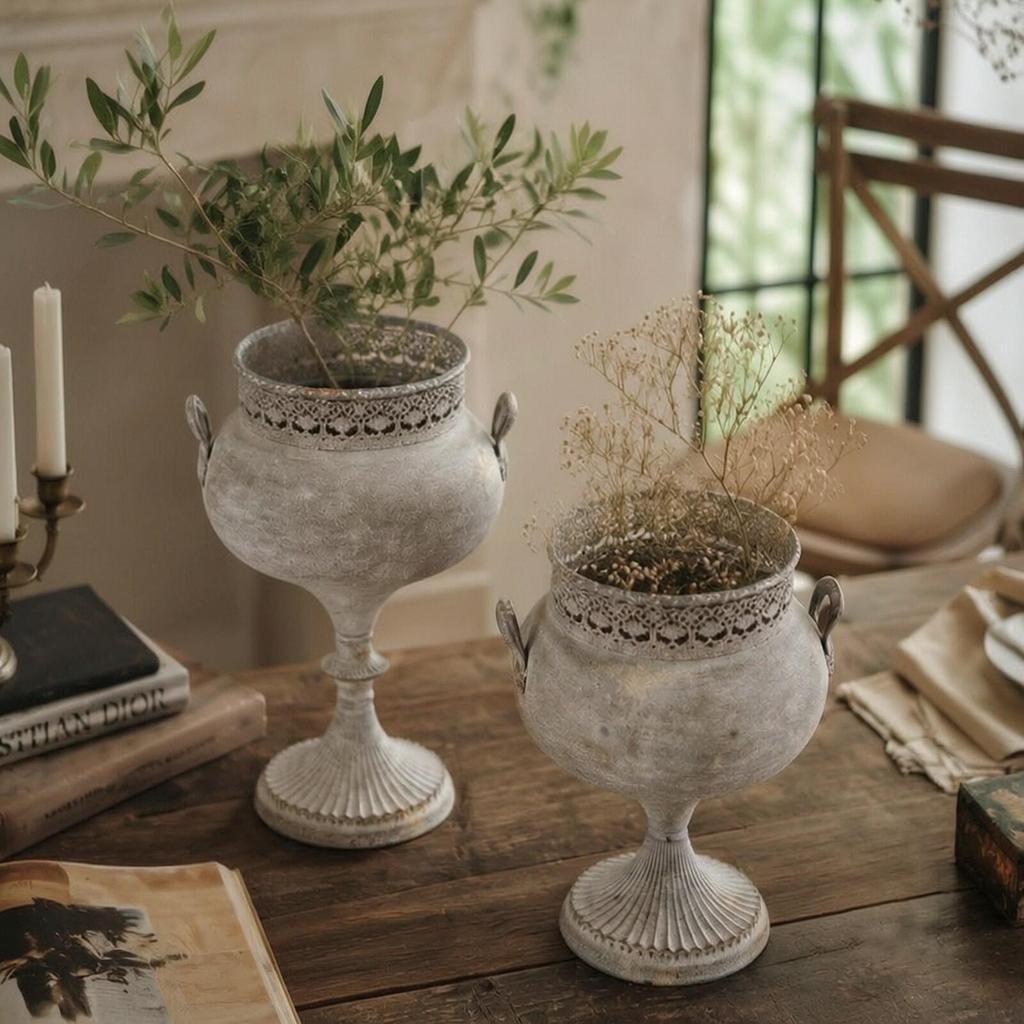 Iron Ornamental Planter Metal Oval with Openwork Rim Ornate for Balcony