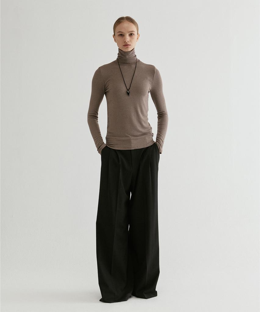 FROMWHERE Long Sleeve Turtleneck Top Beige