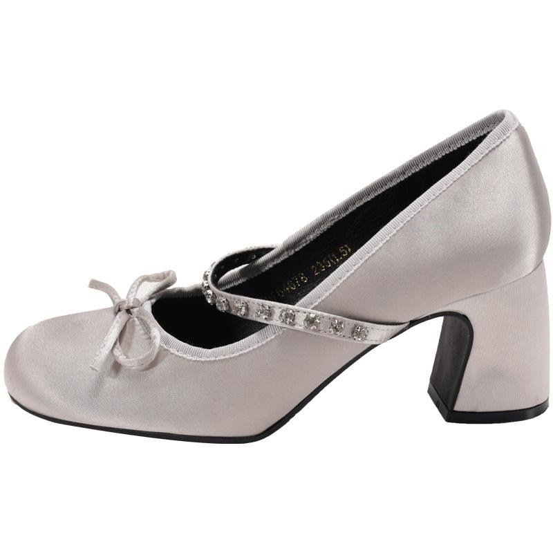 

Французский шелк и атлас толстый каблук стразы с туфлями Мэри Джейн темперамент высокий каблук круглый нос бант легкий рот одинарные туфли женские 39