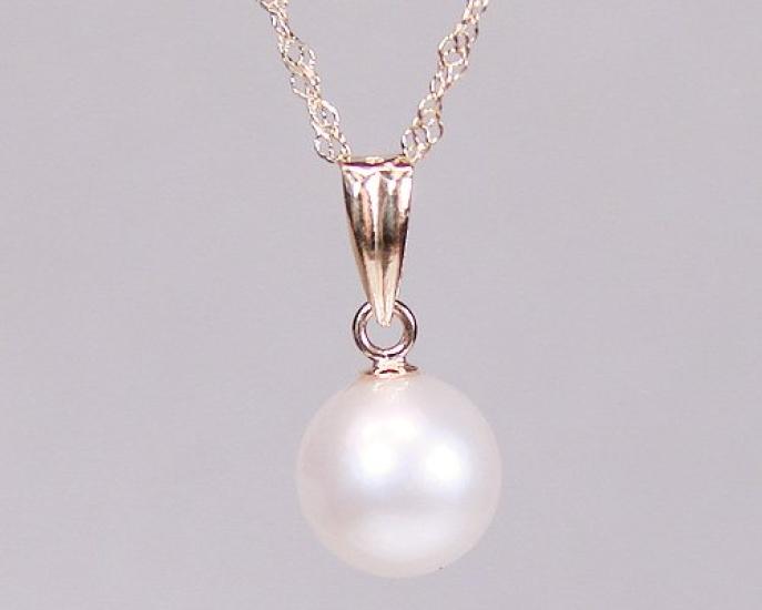 And My Jewelry 18K Gold Japanese Pearl Pendant Wrapping [Your Box] Necklace, Approx. 7.0mm (s8202) [June Birthstone] [Gift Available]