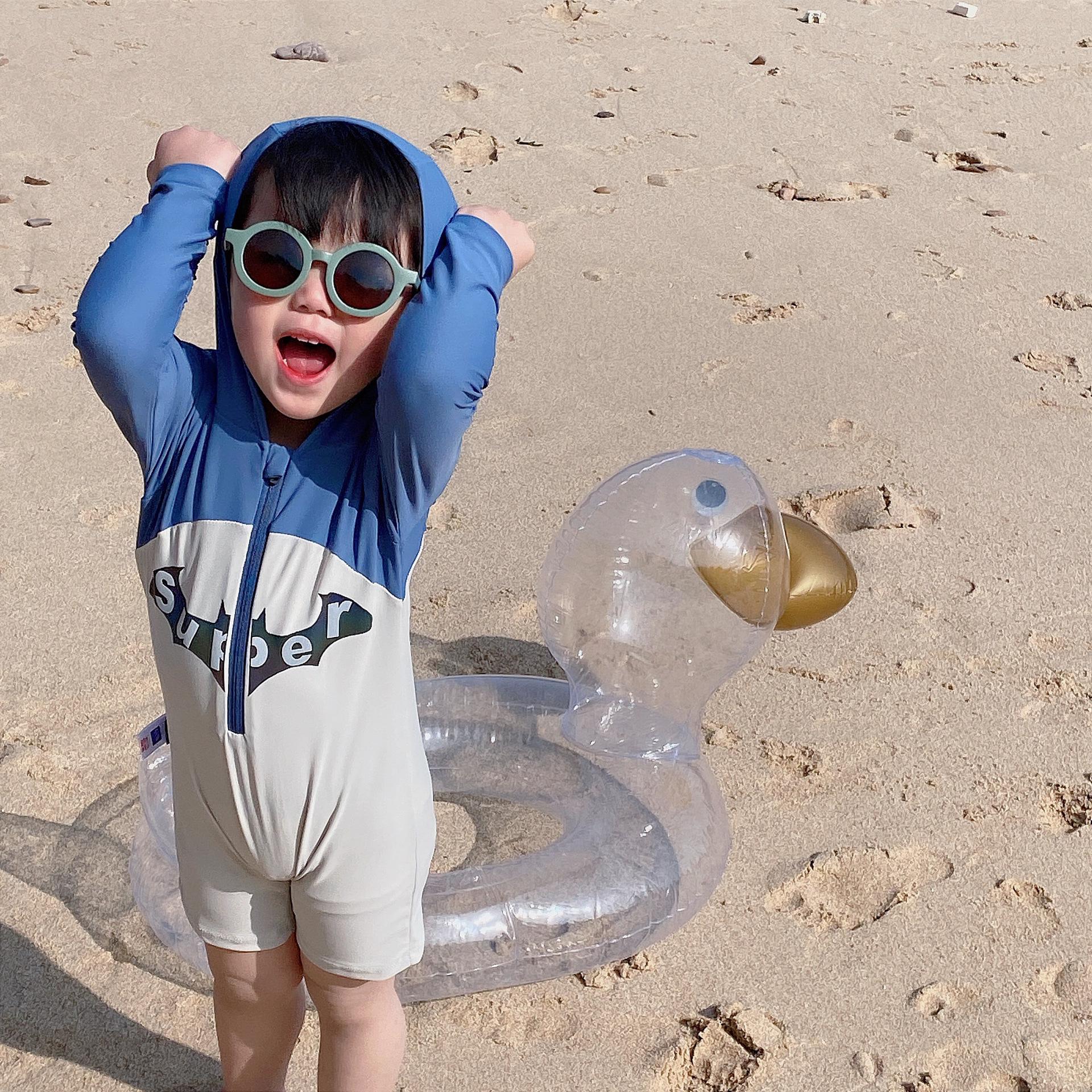 

Детский купальник с длинными рукавами и капюшоном с рисунком из мультфильма - Милый купальник в корейском стиле для мальчиков младшего возраста с защитой от солнца Size 120