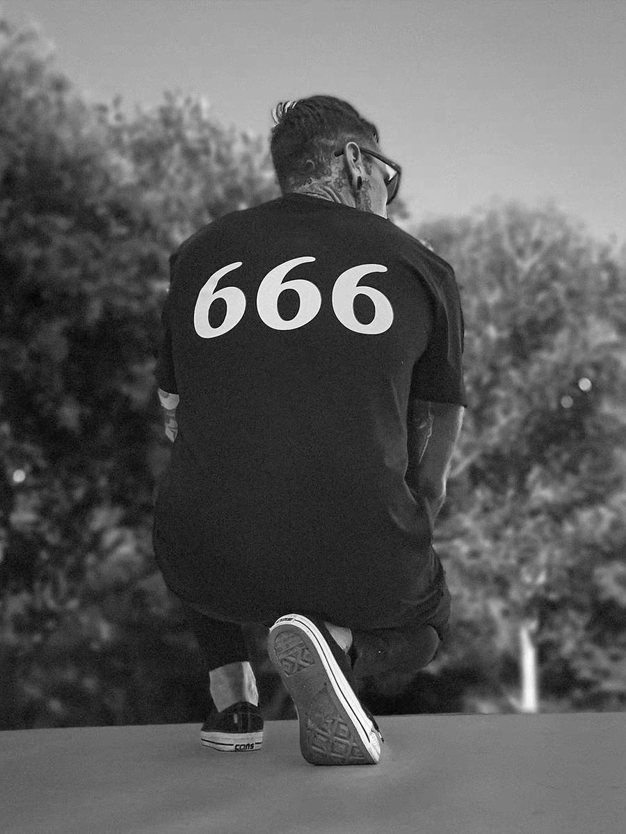 

Backside 666 Americanstyle Minimalist Tshirt with Round Neckline Summer Casual Stylish Shortsleeved Top Street Trendy 4XL