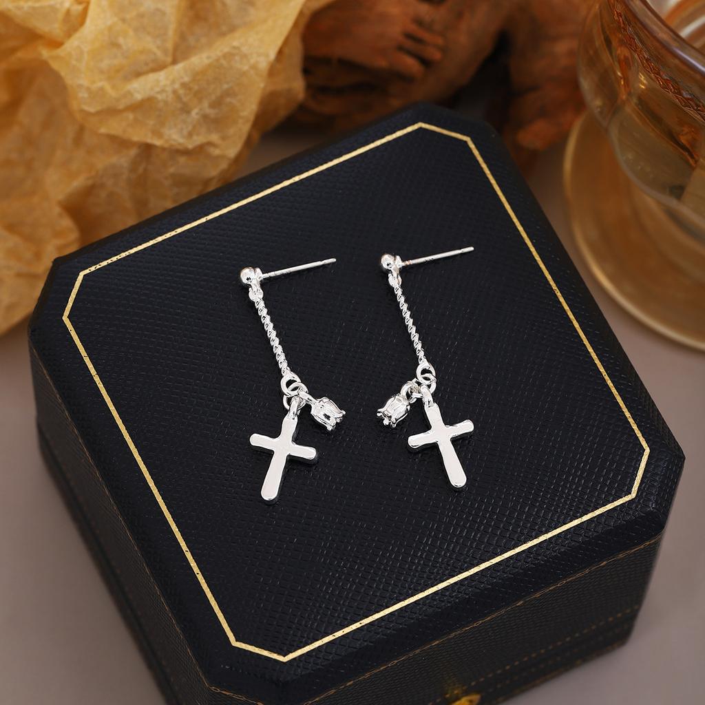 Personalized Chain Cross Diamond Stud Earrings, Light Luxury High Sense Simple Earrings Women