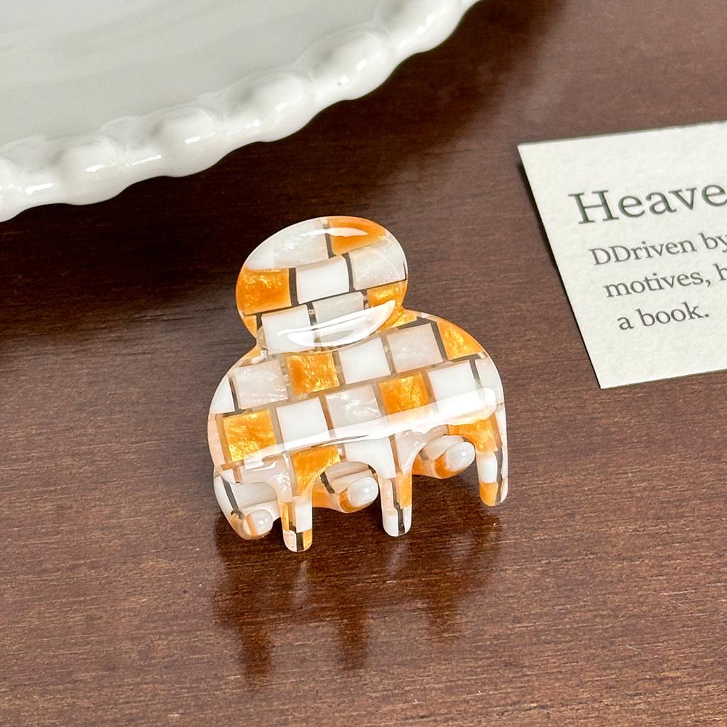 Mini Handcrafted Unique Hair Claws In Stylish Patterns For Womens Fashion And Wear Casual