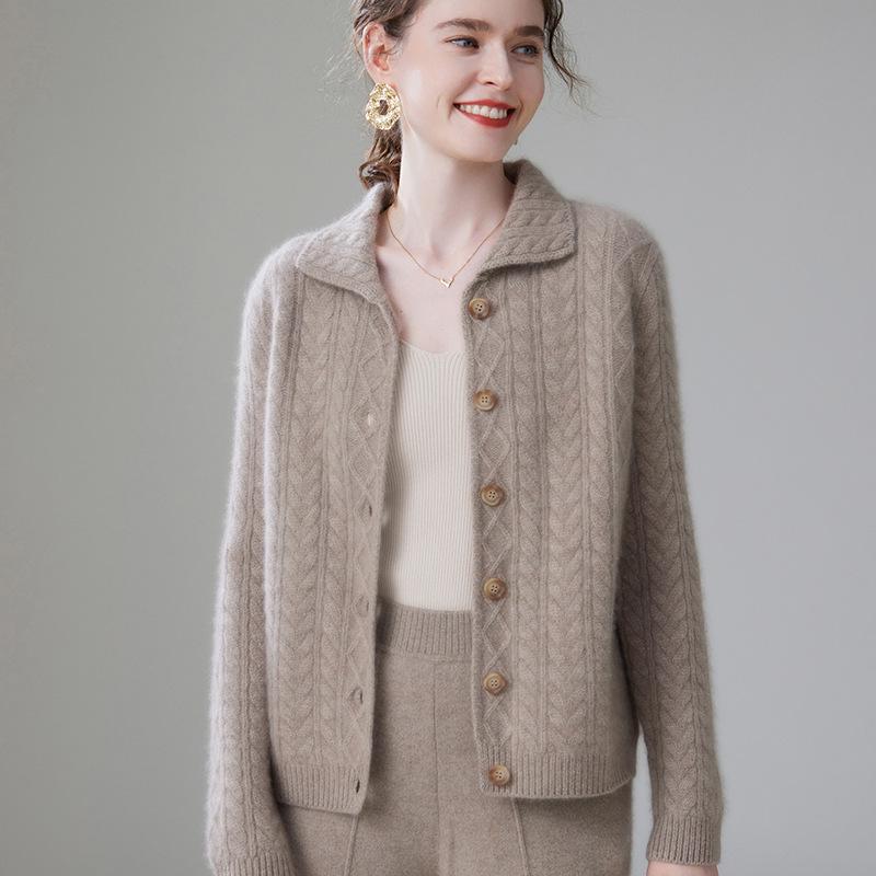 2026 Autumn/Winter Women's Fashionable Thick Cashmere Cable Knit Lapel Cardigan Sweater