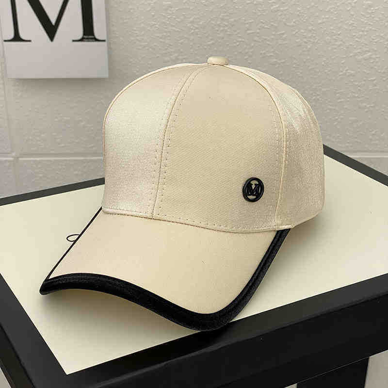 Hat Women'S Spring And Autumn Satin M Standard Fashion Versatile Cap Summer Casual Shopping Shade Sunscreen Baseball Cap Tide