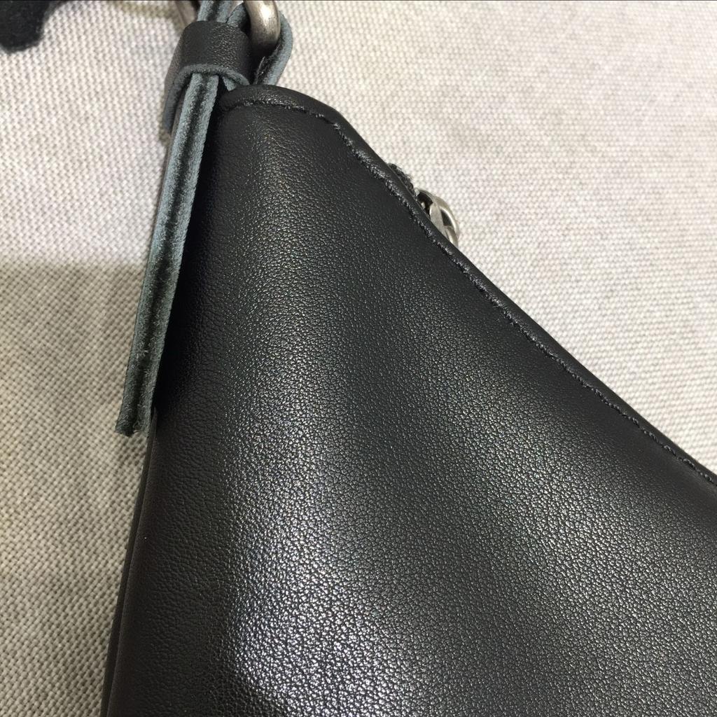 2025 Women's Bag Leather Top Layer Handmade Women's Shoulder Chest Crossbody Luxury Brand Women's Moon Designer Luxury Bag