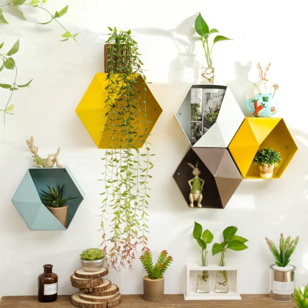 Modern Geometric Wall Stand Ins Style Hanging Storage Box  Mobile Phone Organizer