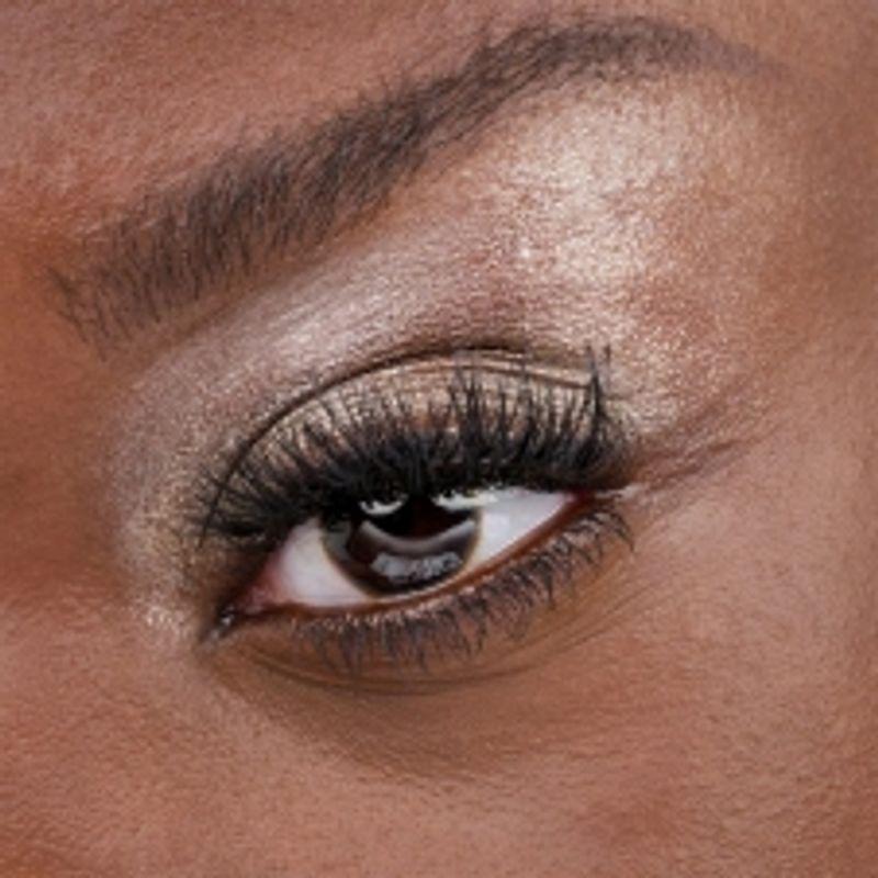 Catrice All Over Glow Tint Highlighter (030. Diamond) 15ml