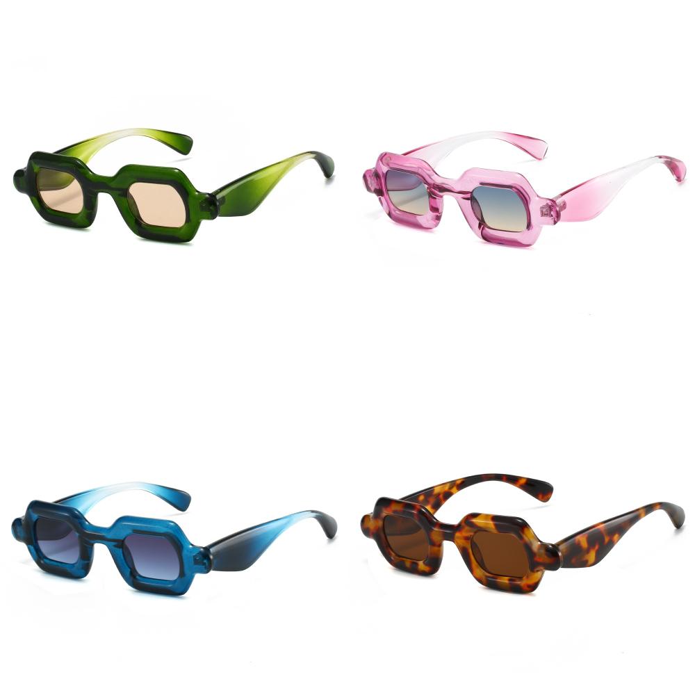 Latest Punk Square Sunglasses for Women Men Y2K Hip Hop Gradient Frame Luxury Holiday Sun Glasses UV400 Shades Eyewear