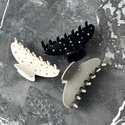 1pc New Minimalist Droplet Shaped Multi Diamond Hair Clip, Versatile and Comfortable Hair Accessory, Large Shark Catching Clip