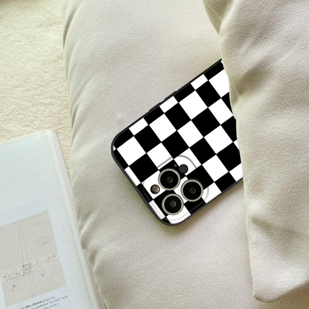 Checker Checked Chess Board Phone Case FOR IPhone 15 14 11 12 Pro 15 16 Plus 13 Pro MAX XR XS Black Soft Covers