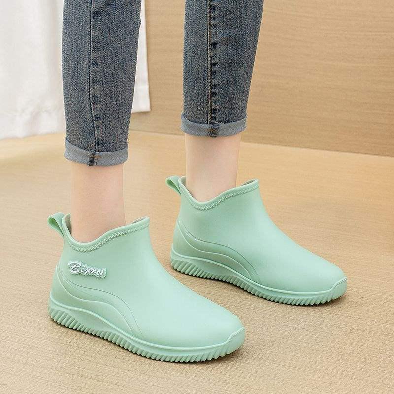 Unisex Waterproof Fleece-Lined Rain Boots – Super Soft, Non-Slip, Wear-Resistant Rubber Shoes for Adults