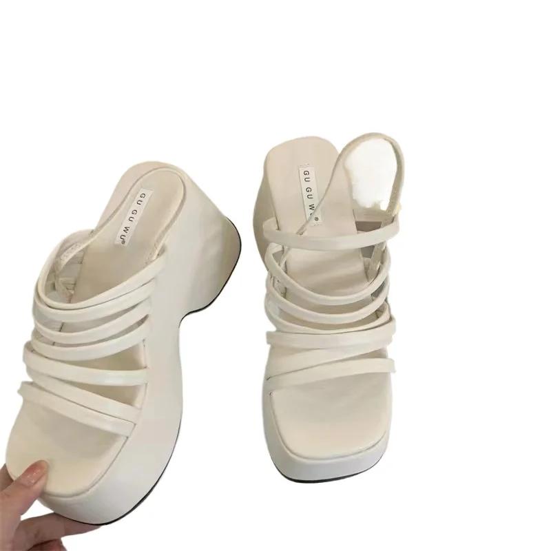 Fashion 2025 new Beach Fashion Water proof Roman Sandals Women's Chunky Heels Fashion High Heeled Slippers Slope heel Casual Sandalias