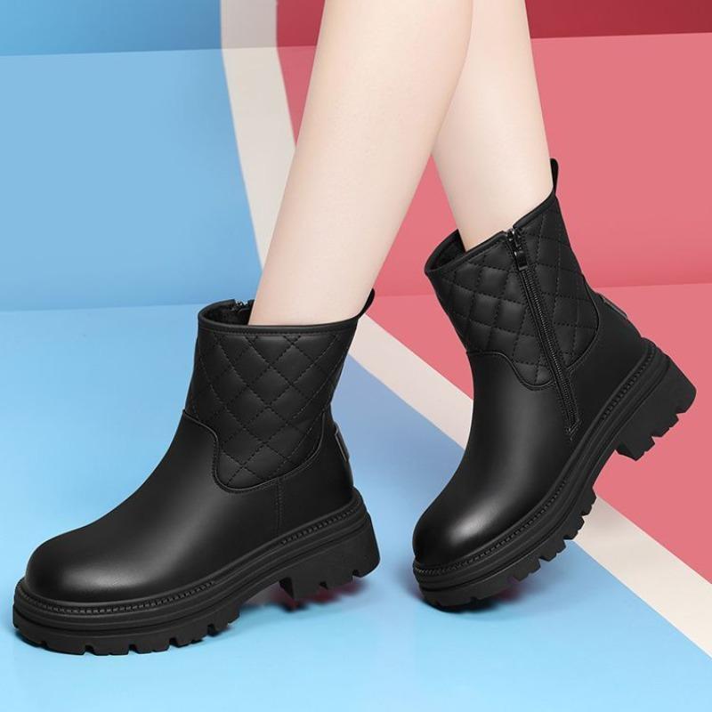 Fashion Leather Waterproof Chunky Women's Snow Boots Winter Fleece-lined Booties Trend 2025 Sale Fashion Plush Warm Luxury Ladies Shoes