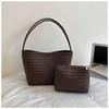 Stylish Korean Woven Underarm Bag – Trendy Mother-Child Shoulder Handbag for Casual Commute
