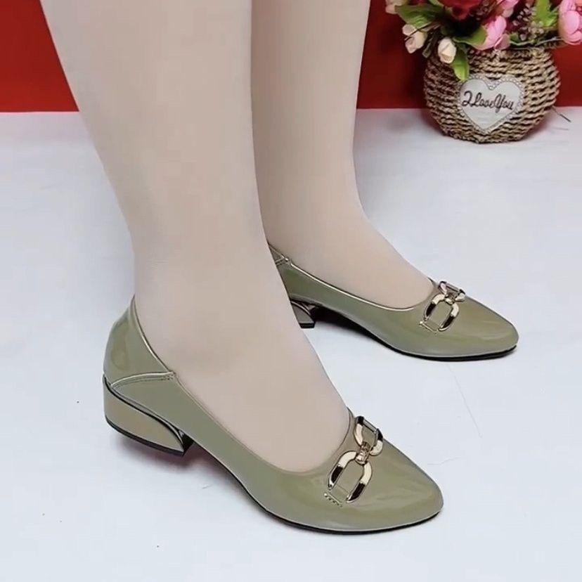 

Foreign style low-top soft leather single shoes women s spring and summer soles heel soft soles fashionable and comfortable 41 оливковий колір