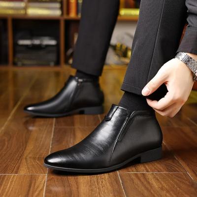 Nya 2025 Handgjorda Herrstövlar Design Sneakers Man Utomhus Casual Läder Herrskor Ankelstövlar Andningsbara Hot Sale Lyxskor