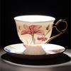 180ML/200ML Britský šálka na popoludňajší čaj s tanierikom a lyžičkou Elegantný kvet ľalie Vysoko kvalitný porcelán Hrnček na kávu Šálka na čaj Poháre na pitie