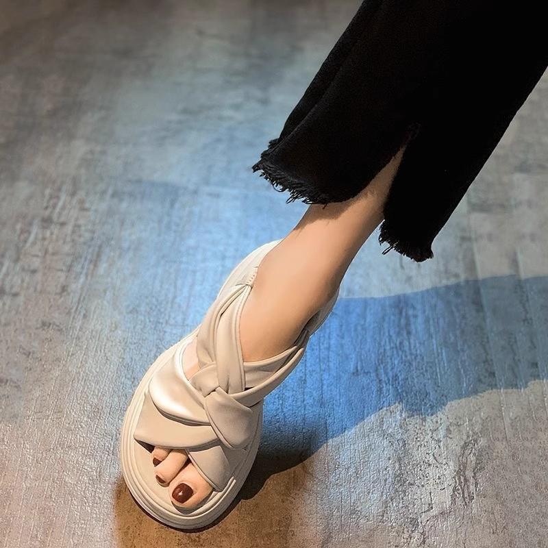 Platform-soled Sports Sandals Women's New Campus Style Increases Versatility and Does Not Tire Feet Sandals