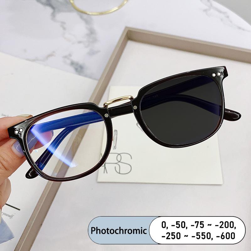 Fashion Ladies Cat Eye TR Frame Anti Blue Light Prescription Myopia Glasses Photochromic Custom Design