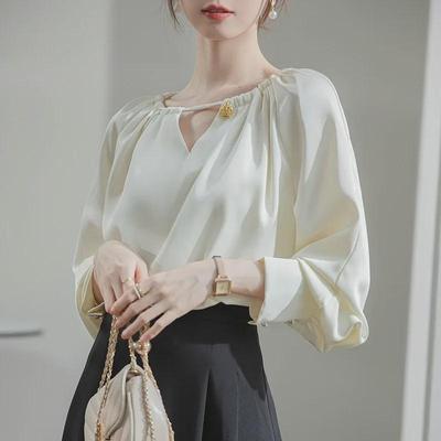 Camicia da donna primaverile color albicocca satinato francese 2025 con design snellente unico