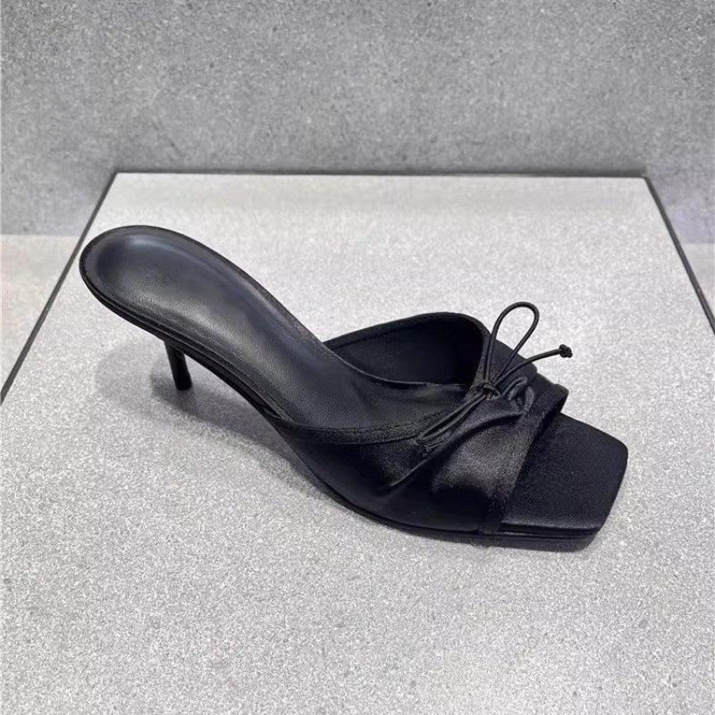 Fashion Summer 2025 New Comfortable Low Heel Square Head Sandals Sweet Bow Silk Thick Heel Slippers for Ladies Outwear Blue Slides