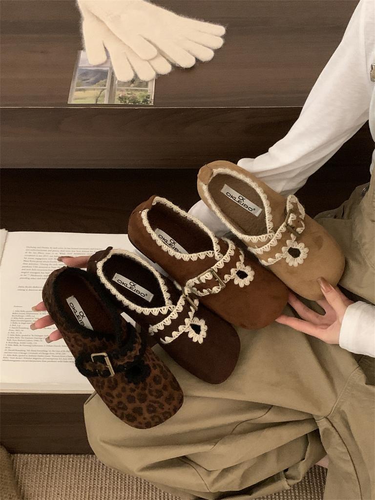 Fashion Retro Style Embroidered Shoes Women's 2025 Autumn New Outer Wear One-pedal Lazy Shoes Single Shoes