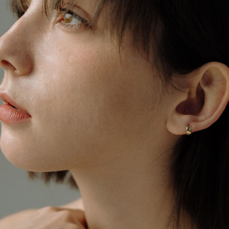 MARQUEMENT 10k 14k Mini Bold Single One-Touch Earrings