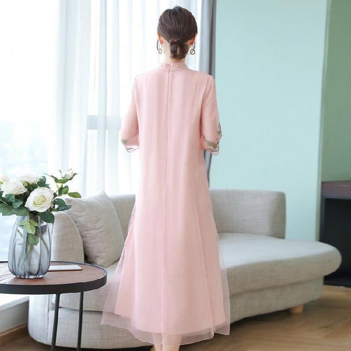 Donne Cheongsam Abito Migliorato Retro Elegante Ricamo Abiti Lunghi Abito da Festa Floreale Abbigliamento Cinese Femminile di Alta Qualità