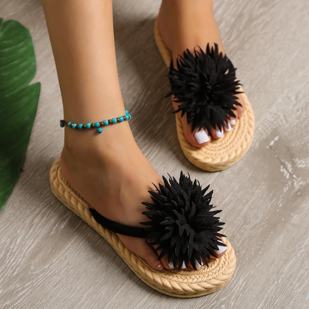 Women's Fashion Trend Non-slip Wear Resistant Sunflower Flat Flip Flops