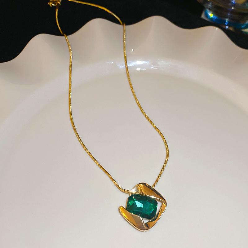 Goldbarren Bohnen Halskette - Edelstahl, Nischendesign, Schlichte Schlüsselbeinkette, Vielseitiger Modeschmuck