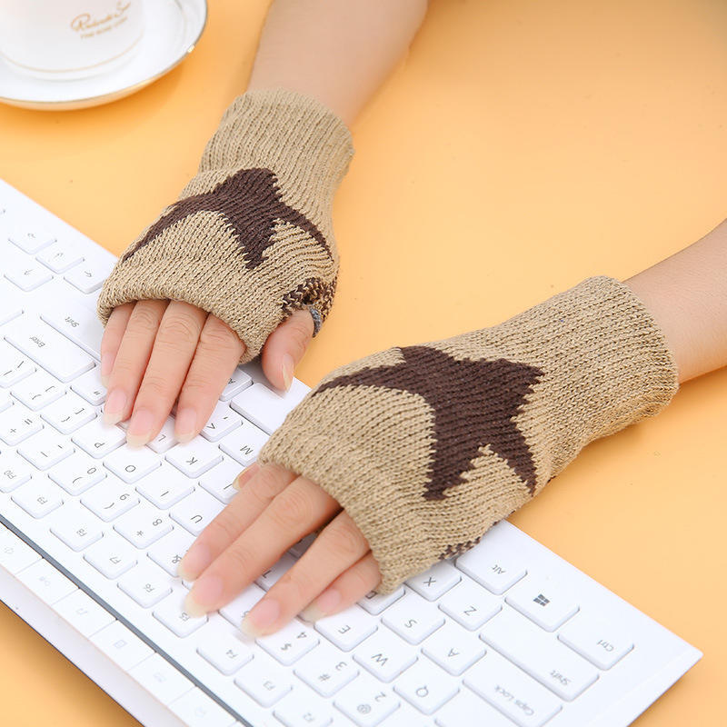 Korean Y2K Star Knitted Gloves Women Girls Fashion Pentagram Fingerless Gloves Winter Soft Hand Warmer Woolen Half Finger Gloves