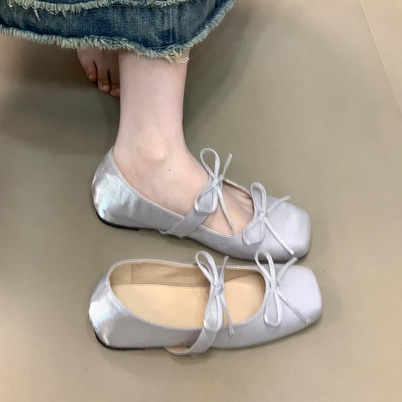 French sweet wind double bow Mary Jane shoes square head shallow mouth inner height increase single shoes women's 2025 new ballet