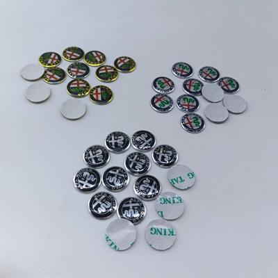 Accessoires extérieurs – Emblèmes