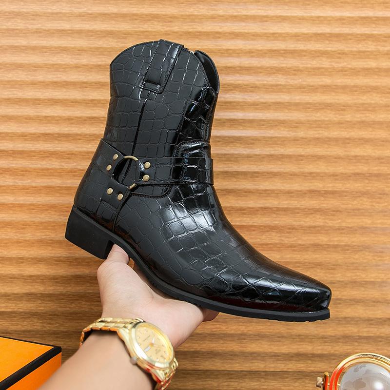 Men's High-Top Retro Embossed Leather Boots with Side Zipper - Plus Size Autumn/Winter British Martin Style.